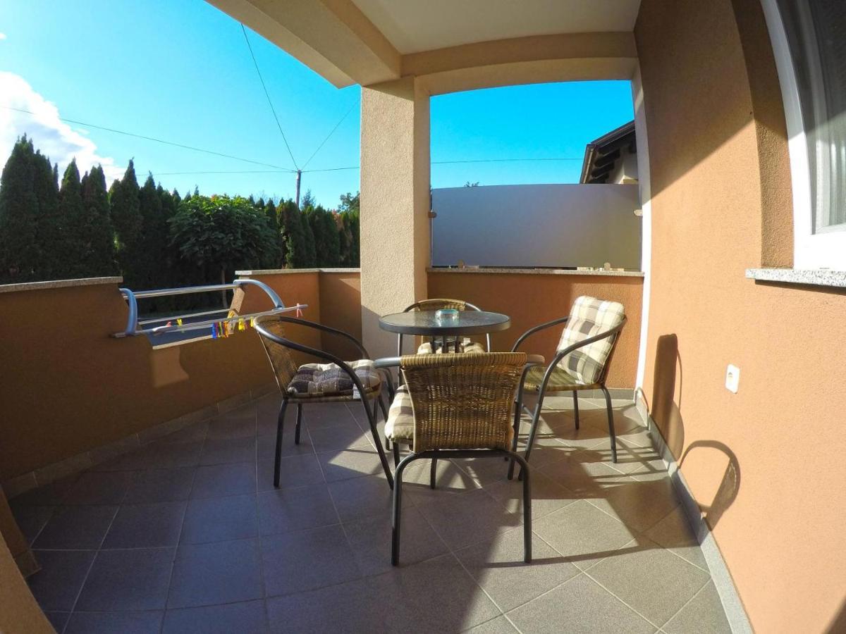 Apartments And Rooms Rea Sveti Martin Na Muri Exterior foto